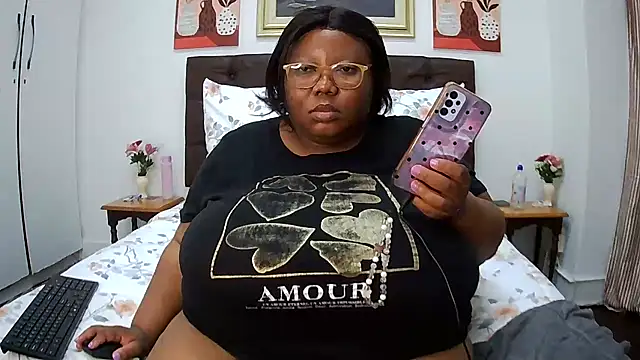 DAIRYBELLELIZxx webcam