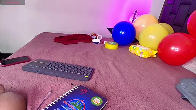 EllenaBoobs_ webcam