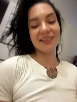MeekyRich webcam