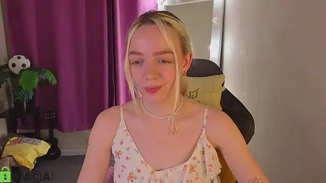 R0cket_bunny webcam