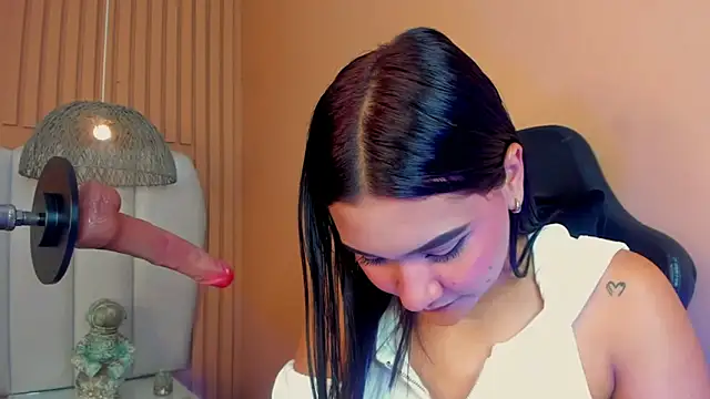 noa_moon webcam