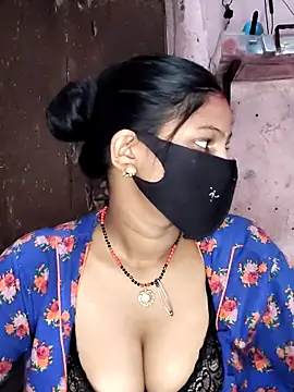 Hotcouplepriya webcam