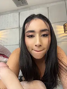 IvonneOwen webcam