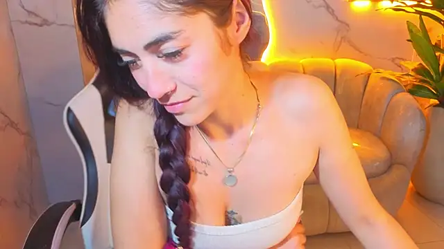 Watch Mabell_Tx live on EroticFlix - High definition streams