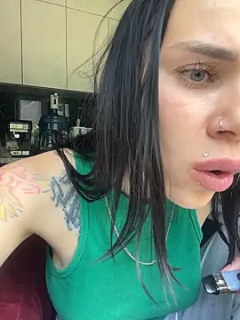 Queen_of_pain webcam