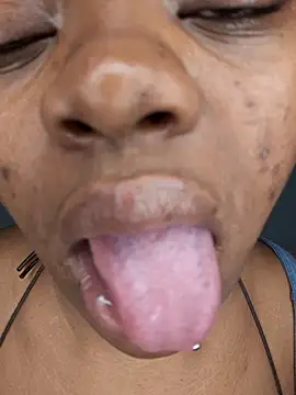 CertifiedhottieXOXO webcam