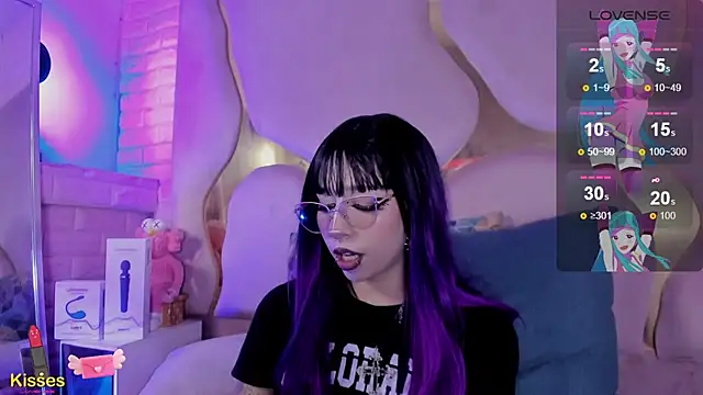 Watch NaniiSisy live on EroticFlix - High definition streams