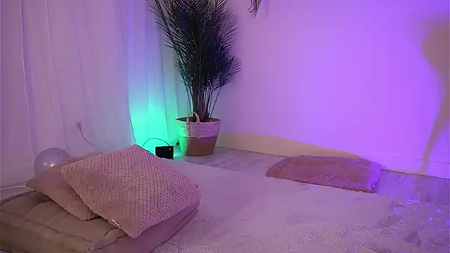 BetsyGonzale webcam