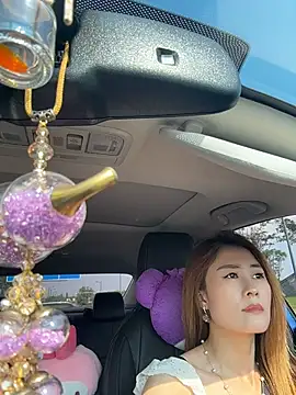 okgirl_23 (F milf) - 户外全身真空一小时