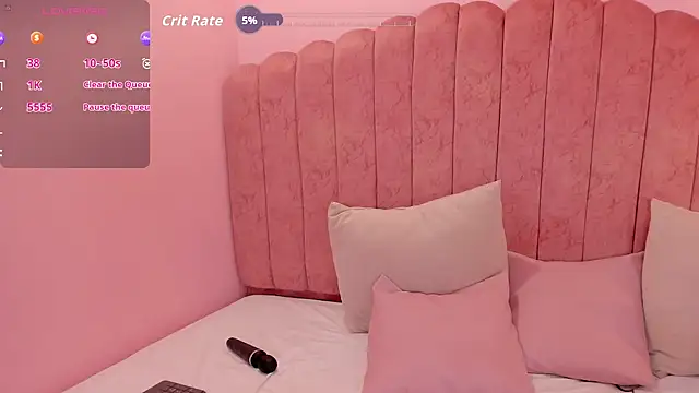 valy_shyness live cam on StripChat