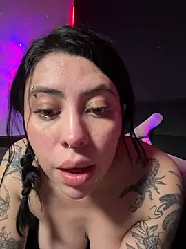 Draculona-666 live sex cam