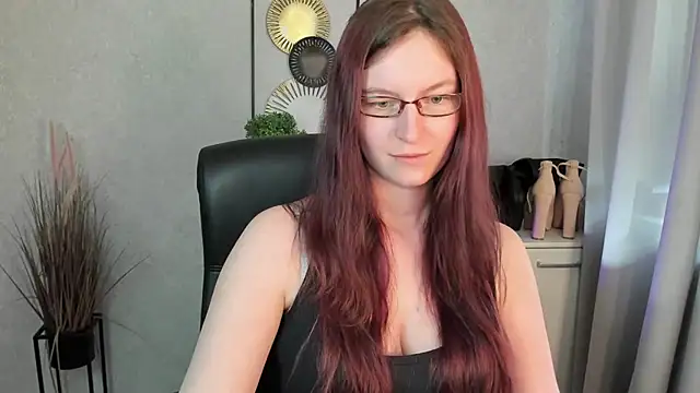 emmaxDelight webcam