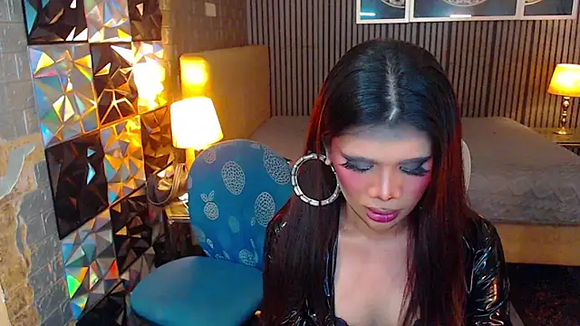 AudreyMilesTrans webcam