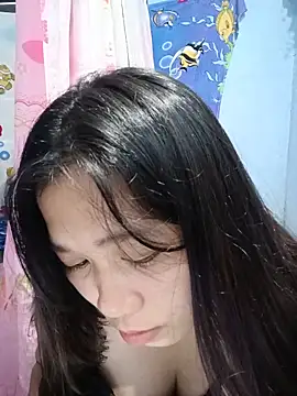 Milkytits4You webcam