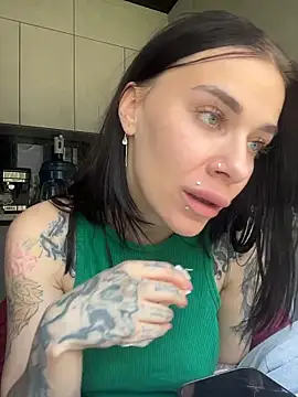 Queen_of_pain webcam