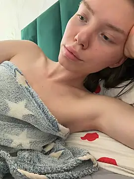 Lisaaa_Alisa webcam