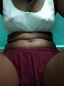 Tamil_Cindrella webcam