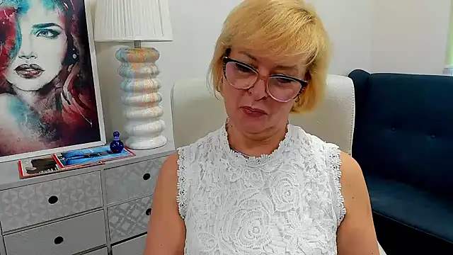 luna_xfantasy webcam