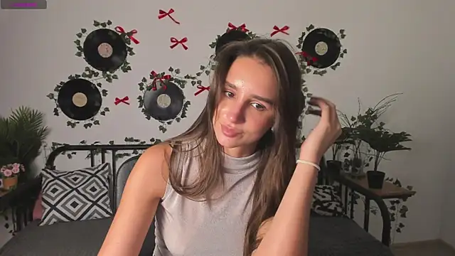 NicoleWells22 webcam