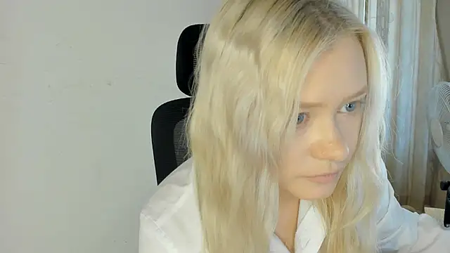 MidnightPoise webcam