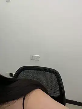 Mina_168 webcam