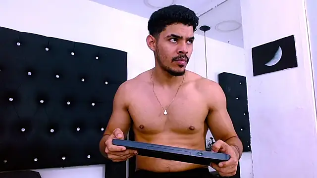 Dannesh_ webcam