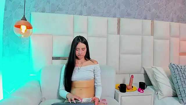 rachel_ruso webcam