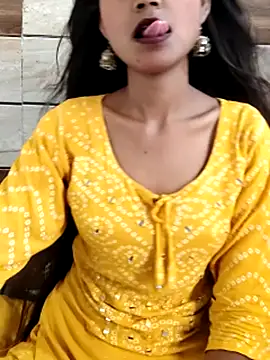 Hotty_Ishu webcam