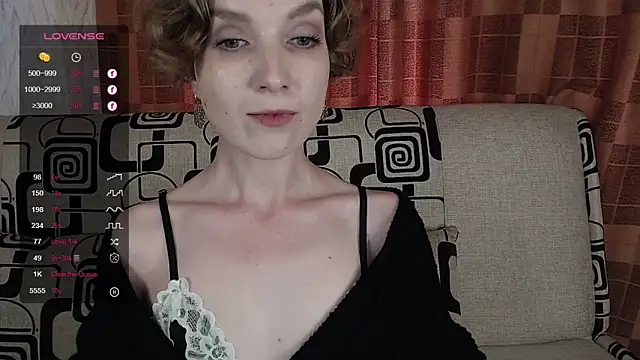 TinaWince webcam