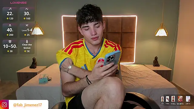 AlejooTwink live Stripchat room
