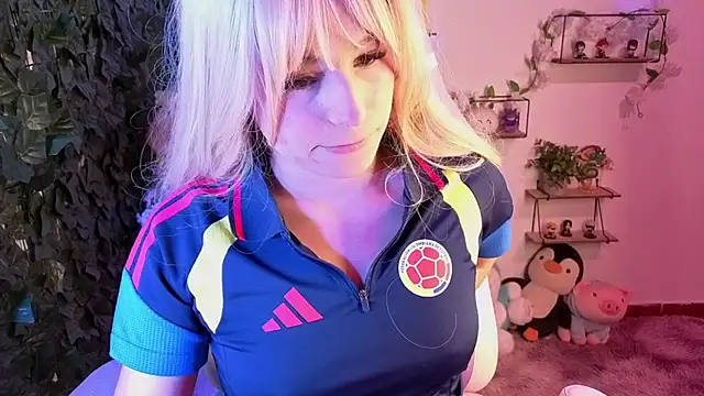 Eymmy_24 webcam