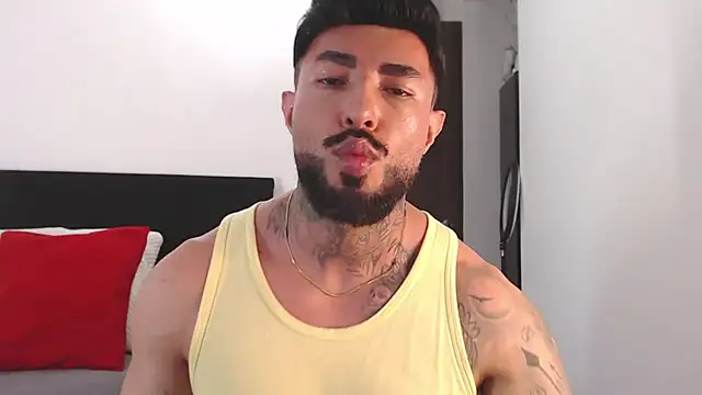andrea_de_lucaa webcam