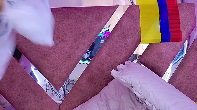MeganR_ webcam