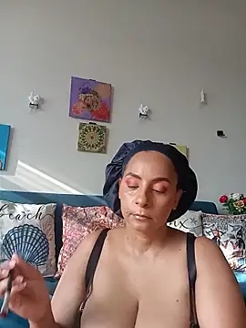 LaReineCleo webcam