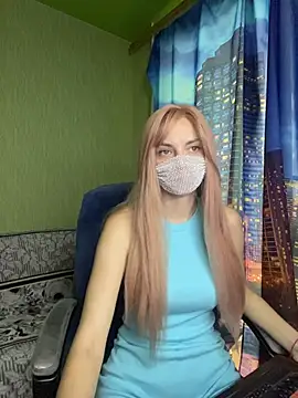 SophieBlackwood webcam