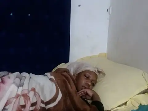 INNOCENTSLUT25 webcam