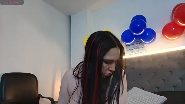 Rossy_Marks webcam