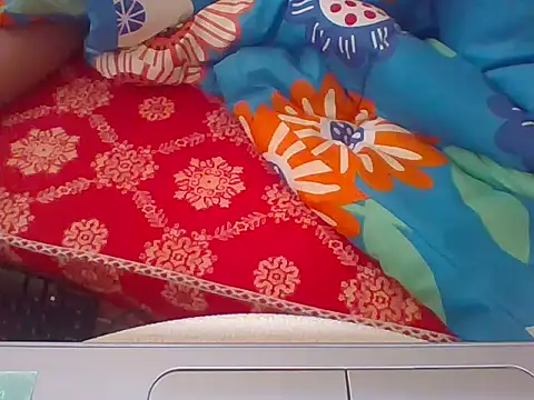 Meddy_Maya webcam
