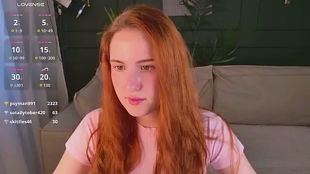 ChloeAster webcam