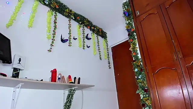 ElikoLanny_ webcam
