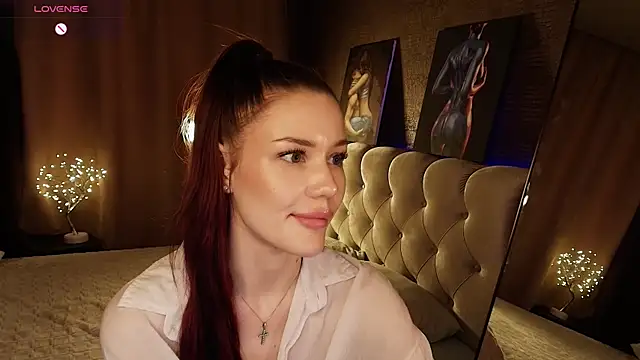 Aria_Mila webcam