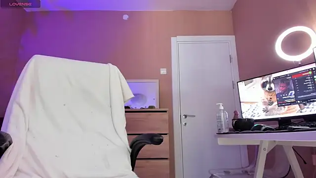 KaylaLaine webcam