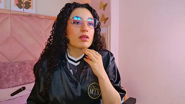DemiJones_ webcam