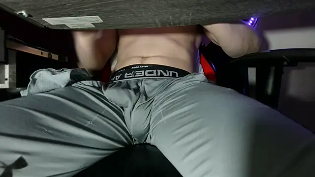 Dick_and_muscles webcam