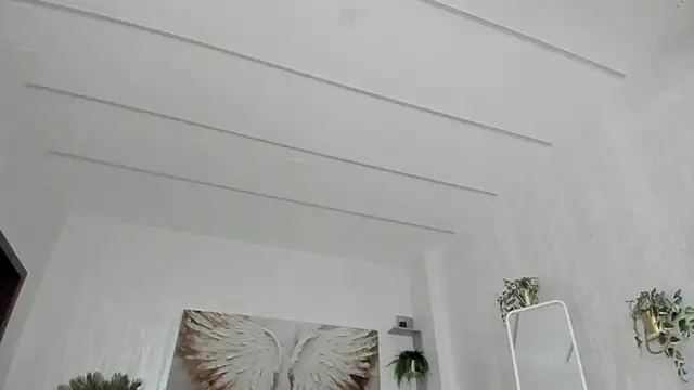 tiffanyhouston_ - TiffanyHouston_'s free webcam - UK Sex Cams