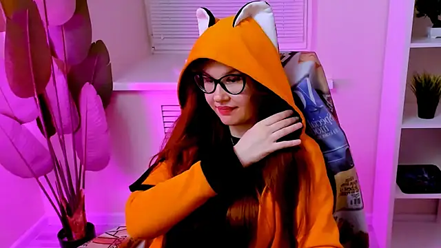 CarolGiggly webcam