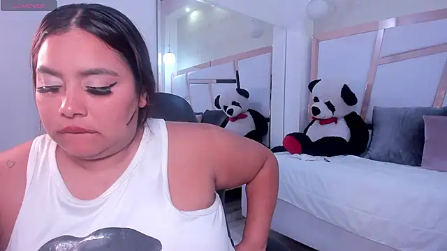 Watch tatikanyx live on EroticFlix - High definition streams