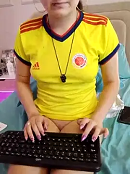 Watch Nahomyrain live on EroticFlix - High definition streams