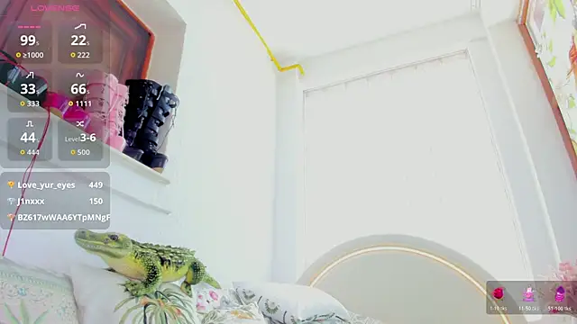 Watch Sassy_Teen live on EroticFlix - High definition streams