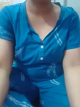 ritika_kushwaha live cam on StripChat